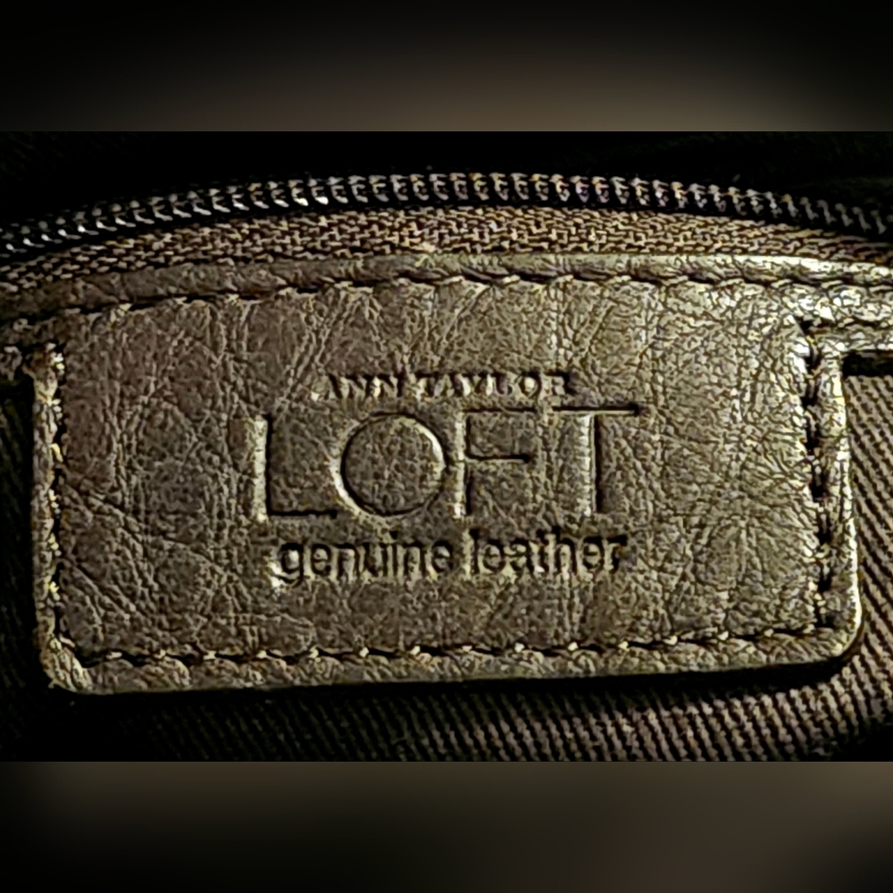 Vintage Ann Taylor LOFT Leather Studded Purse with Chain Strap - Picture 8 of 10